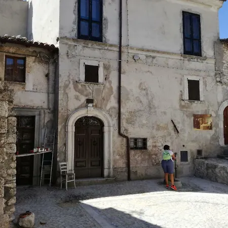 La Casa Del Biker Nyaraló Castel del Monte