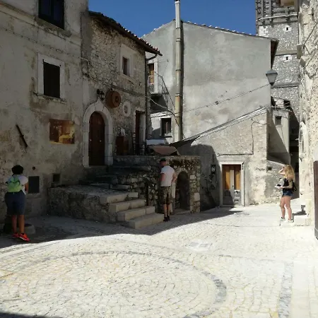 La Casa Del Biker Nyaraló Castel del Monte
