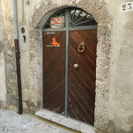 La Casa Del Biker Nyaraló Castel del Monte